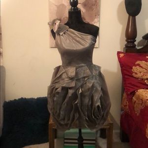 Vera Wang Ruffled Dress